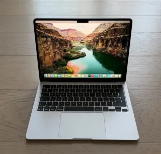 NOVÝ APPLE MACBOOK AIR 13 M4/512GB/16GB/BATERIE 100%