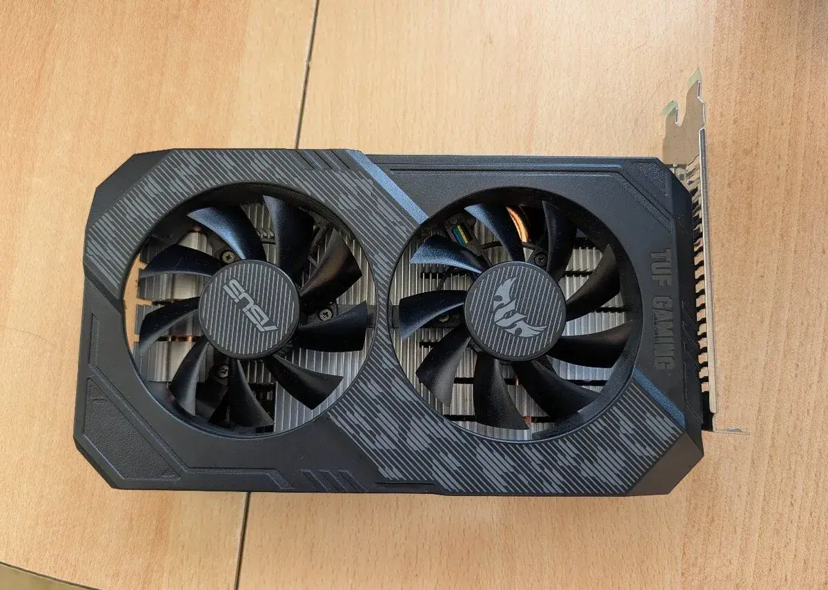 GTX 1650 Super 4GB