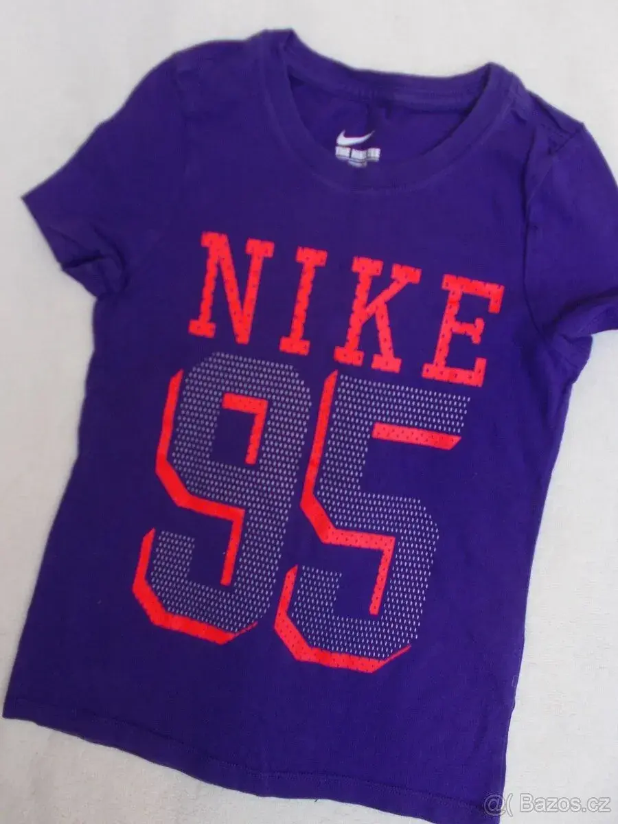 Dívčí tričko Nike vel. 122 / 128