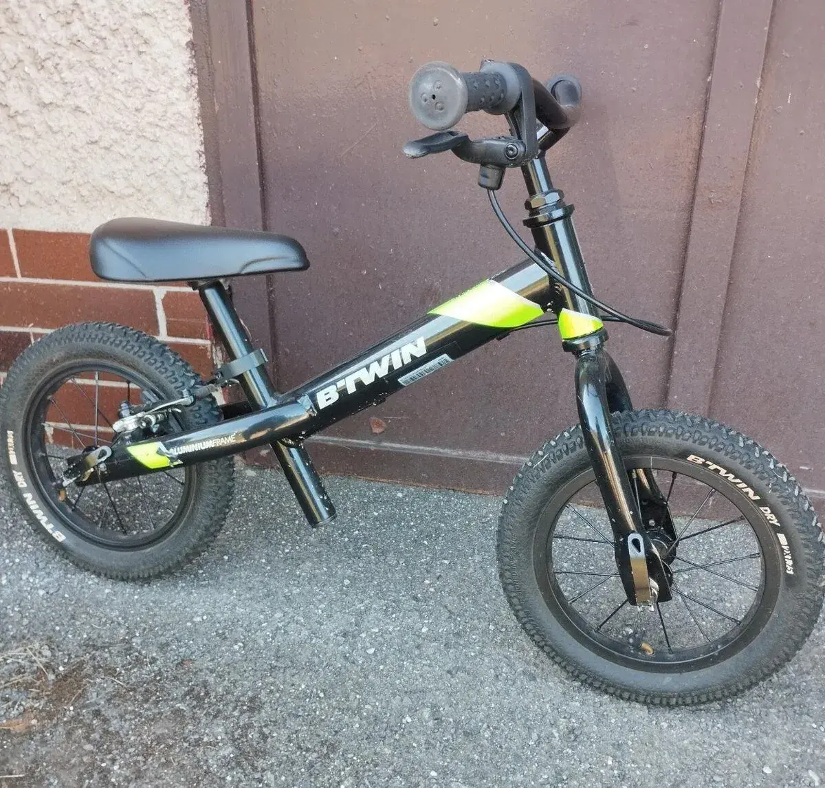 BTWIN odrážedlo