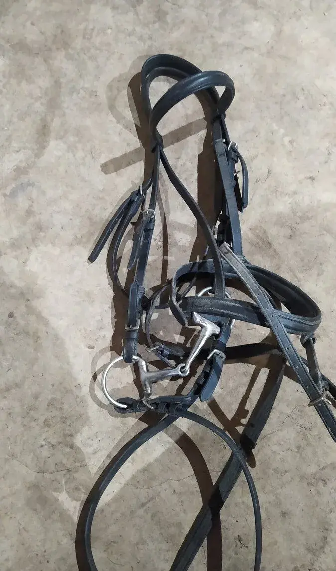 Uzdečky pony, uzdečky shetty a provazová ohlávka pony
