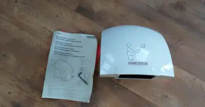Elektrický vysoušeč rukou Stiebel HTE 4
