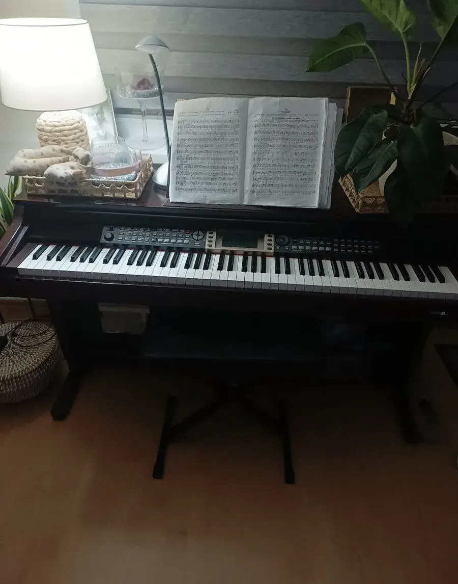Digitální piano Medeli