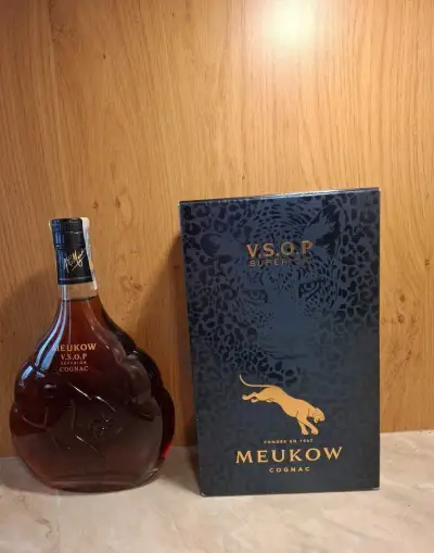 Meukow v.s.o.p superior cognac 700 ml