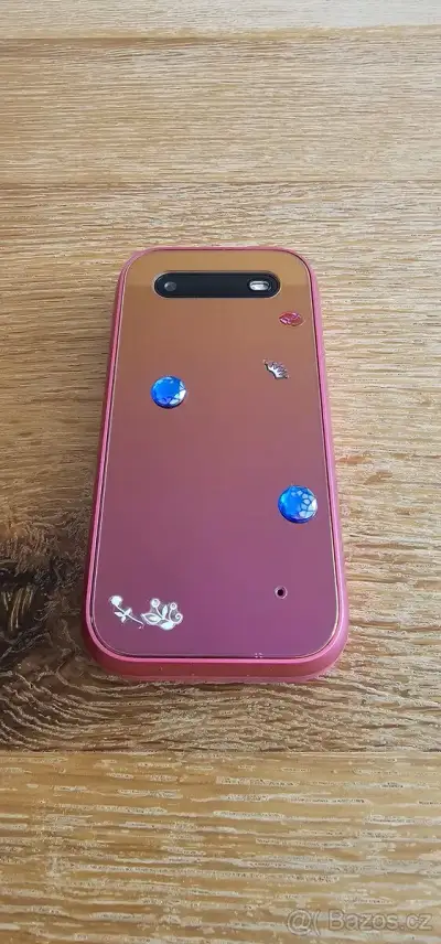 Mobilní telefon Nokia 2660 Flip - nový v záruce