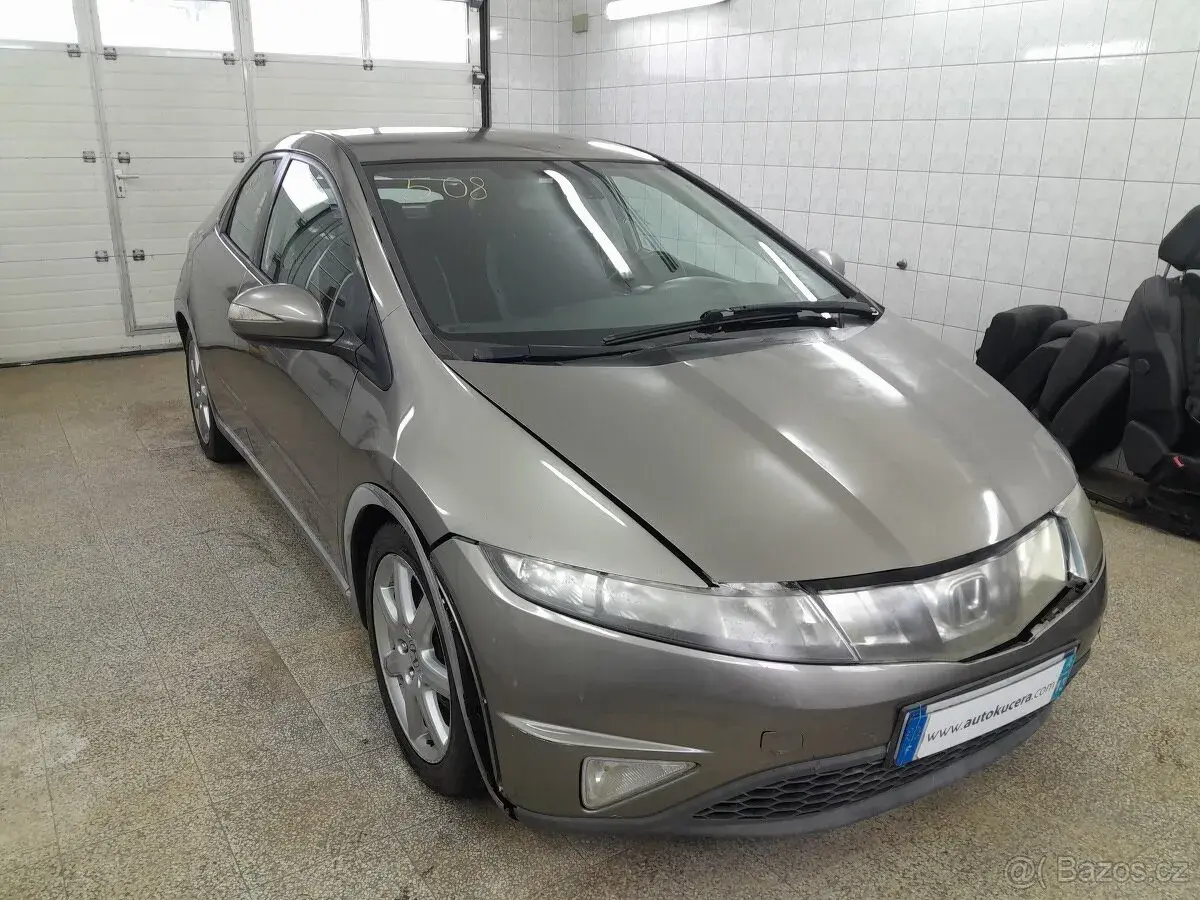 Honda Civic – 2006, 245 685 km