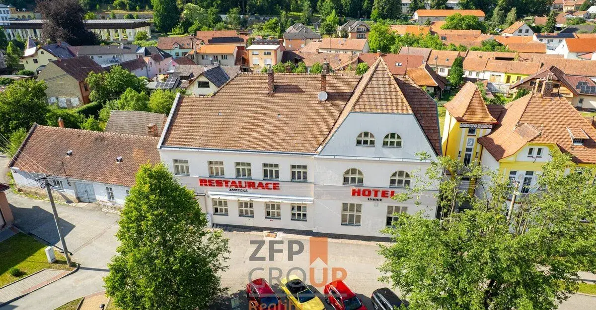 Prodej Hotelu Lysice s restaurací, wellness a sálem, obec Ly