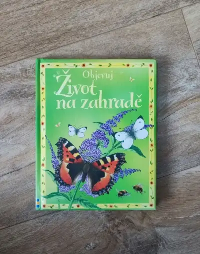 Dětská kniha Objevuj Život na zahradě