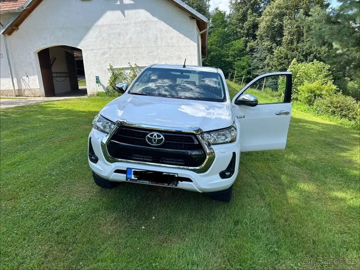 Toyota Hilux – 2021, 99 000 km