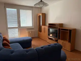 Pronájem kompletně zařízeného bytu 3+kk 84 m2 v Hradci Králo