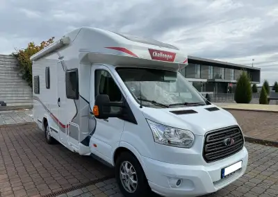 Obytný automobil Challenger 297i Genesis