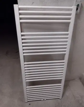 žebříkový radiátor 135x80
