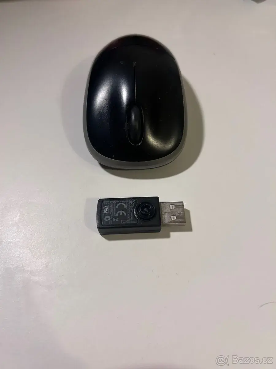 Logitech myš