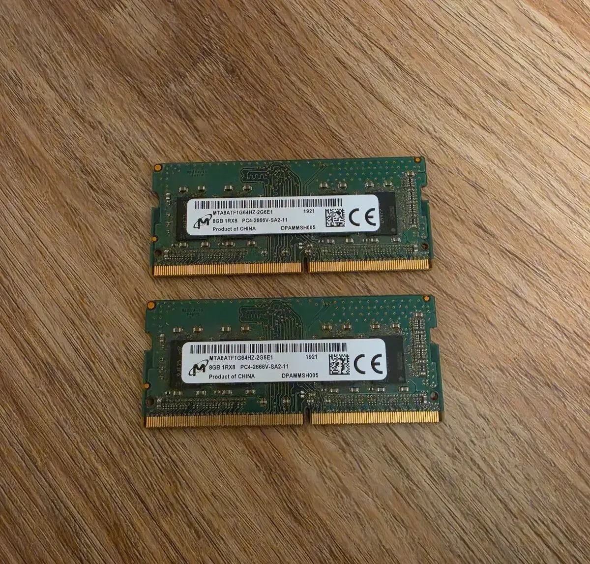 Paměť RAM Micron 16GB DDR4 (2x 8GB) 1RX8 PC4-2666V-SA2-11