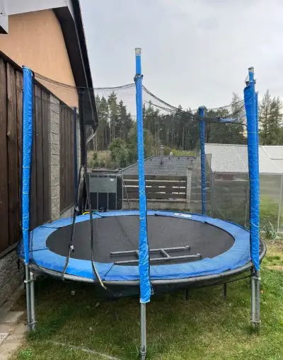 Trampolína