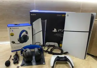 NOVÁ PS5 SLIM + NOVÉ SLUCHÁTKA