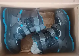 zimni snehulky Keen vel 36