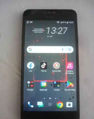 HTC Desire 825
