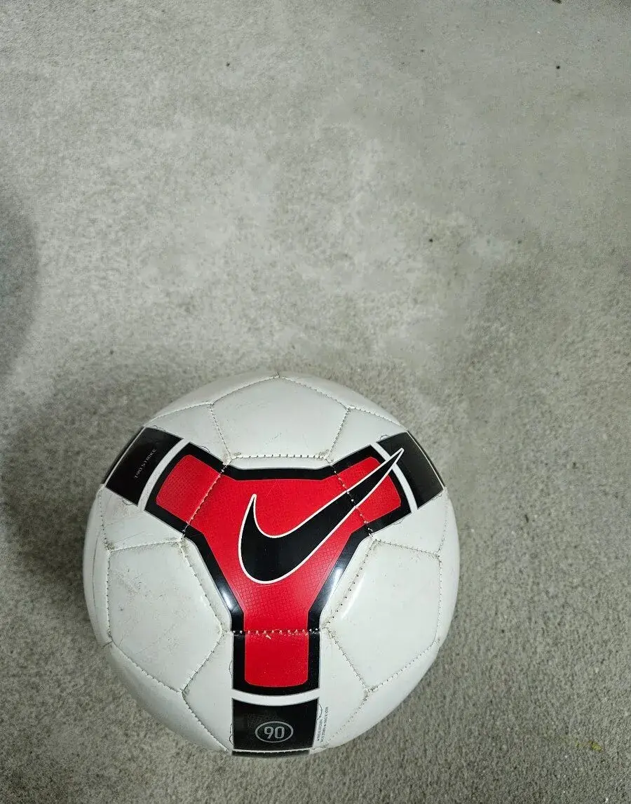 Nike míč