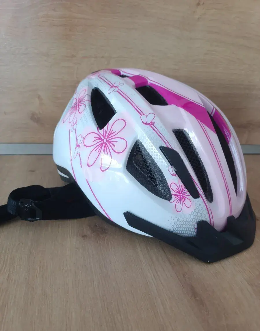 Dětská cyklistická přilba