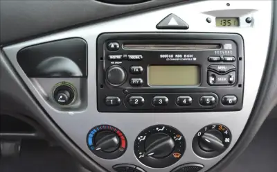Autorádio Ford 6000 CD Focus Fiesta Transit Mondeo