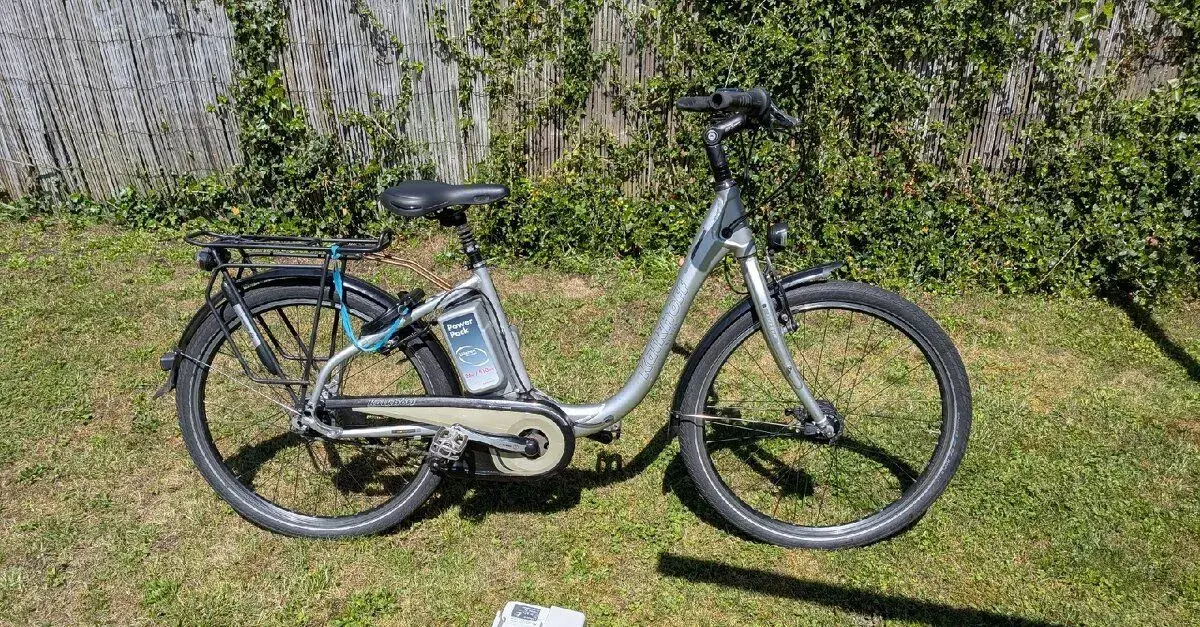 Dámské městské elektrokolo Focus