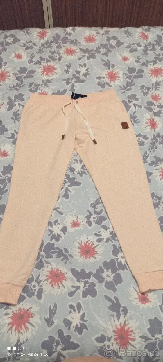 Damske teplaky