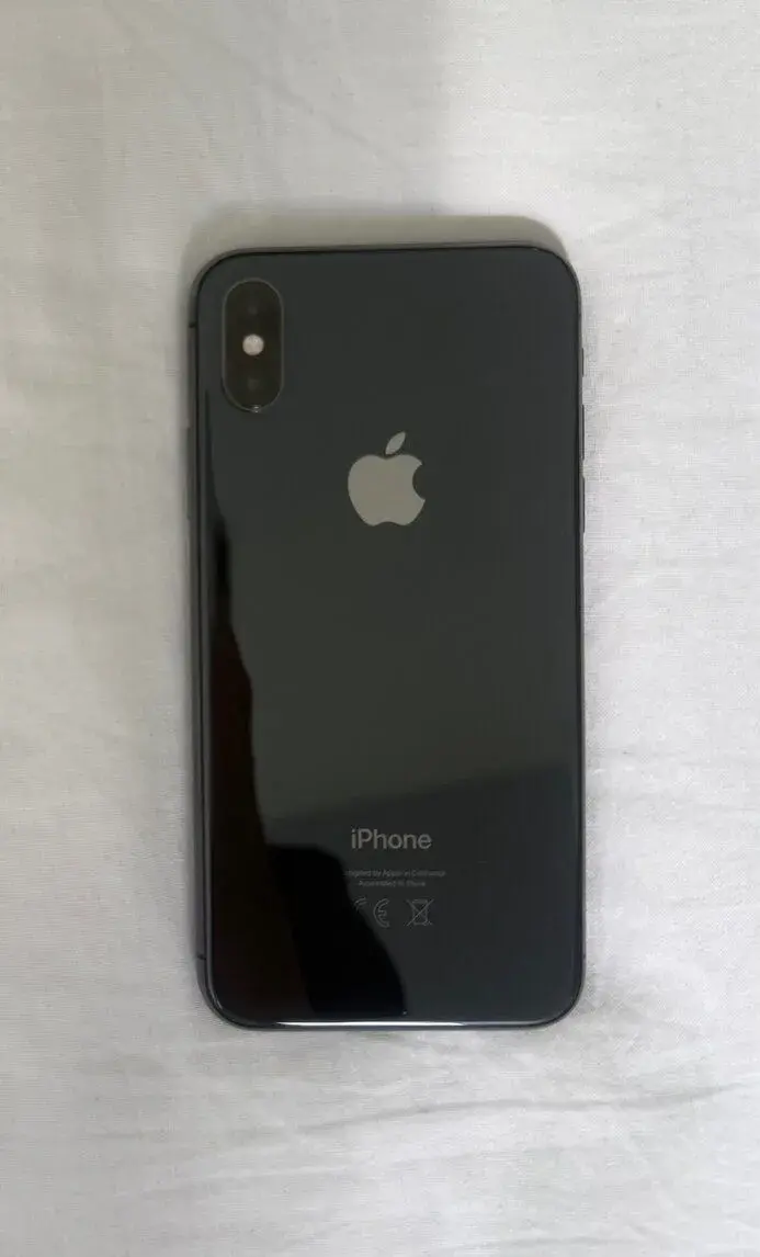 IPhone X 256gb černá.