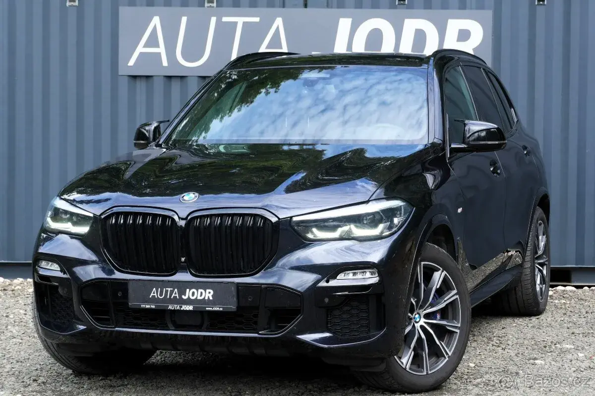 BMW X5 – 2019, 134 689 km