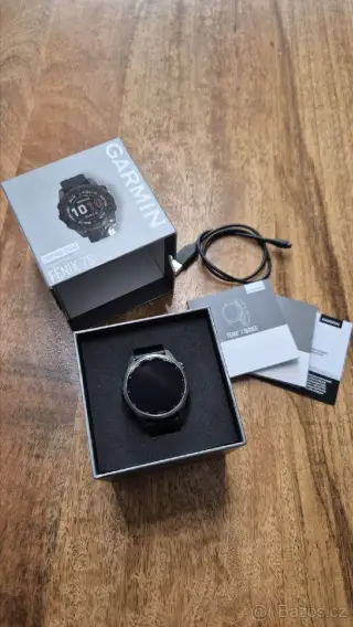 Garmin Fenix 7S Sapphire Solar Carbon Gray DLC Titanium