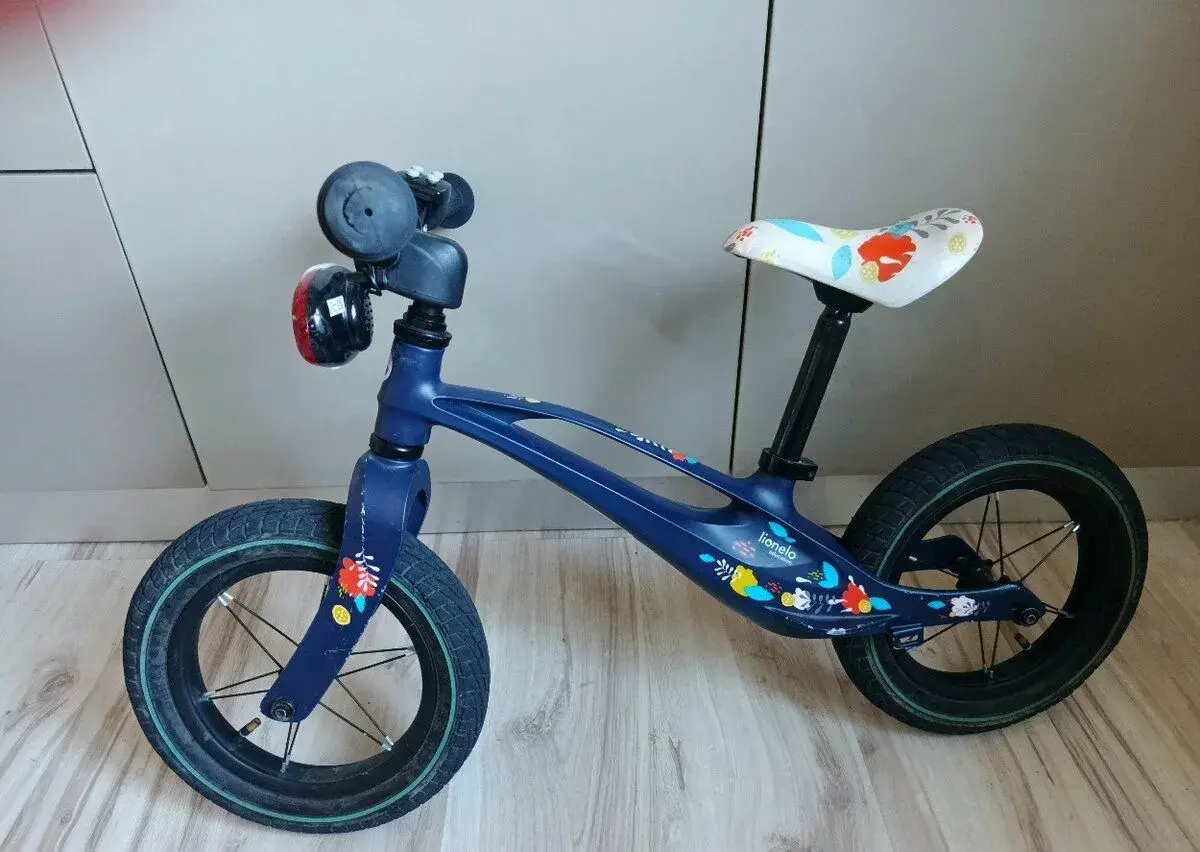 Odrážedlo Lionelo Bart Air
