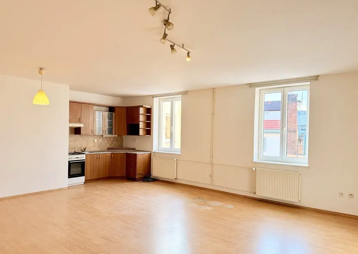 Pronájem prostorného bytu 3+1 125 m² Goethova ulice