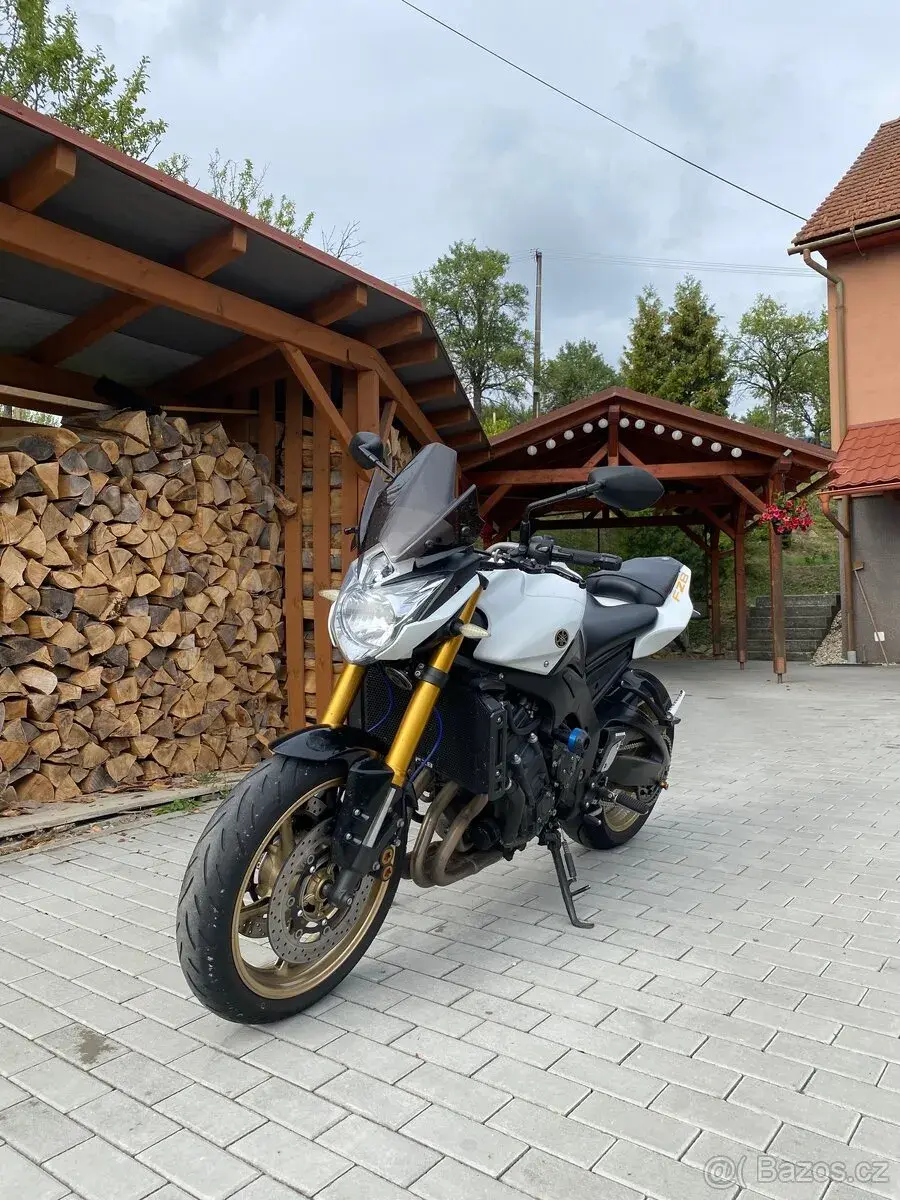 Yamaha FZ8 N