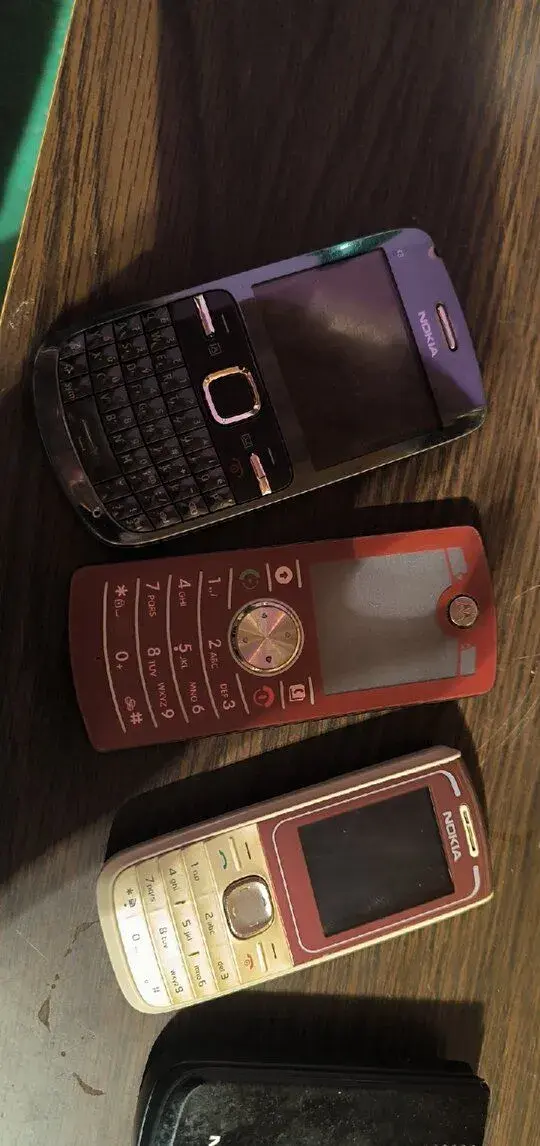 Retro mobilní telefony