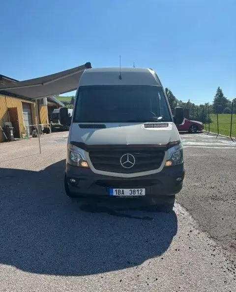 Obytný vůz