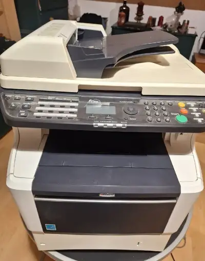 ​Kancelářská tiskárna / kopírka Kyocera + 2x toner