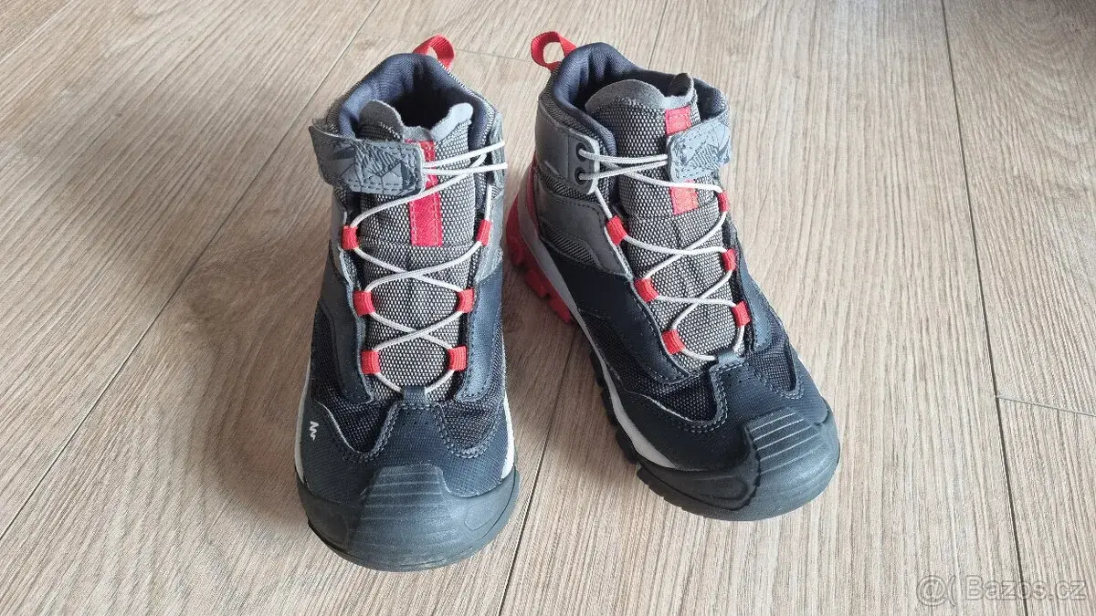 Dětské trekingové boty Quecha Crossrock - vel. 30