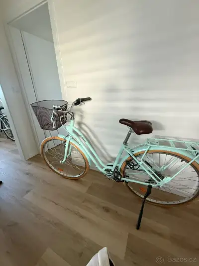 BTWIN Elops 520 – městské kolo s nízkým rámem