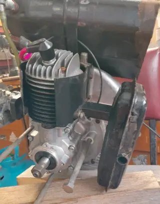 MOTOR DVOUTAKT
