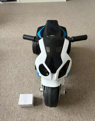 Dětská elektrická motorka BMW
