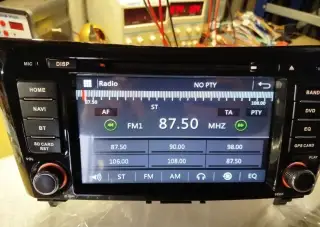 Autorádio s DVD pro Nissan Quashqai 2014 ap.