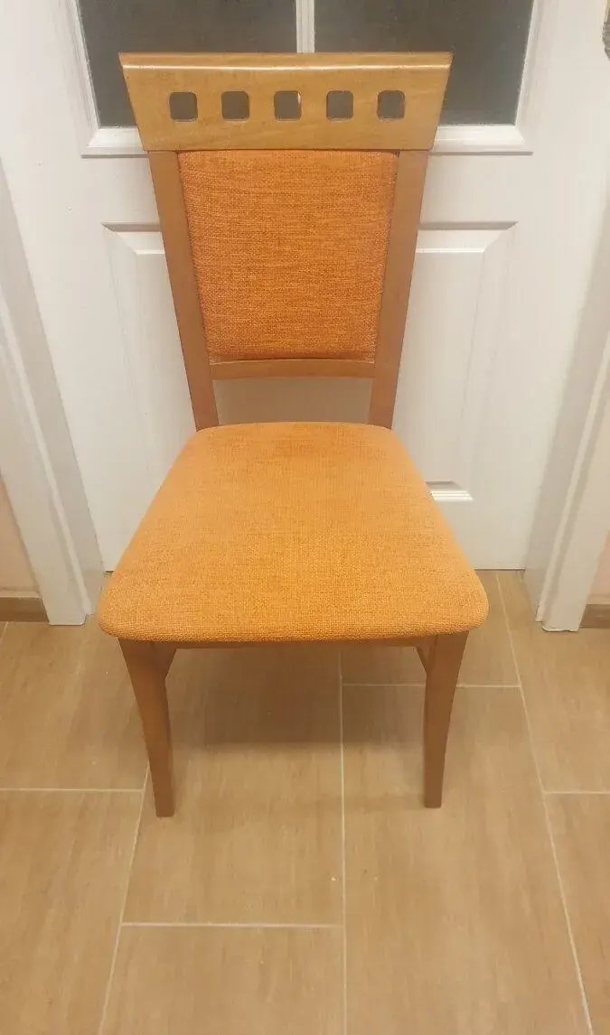Jídelní židle KT 21 dřevěná oranžová