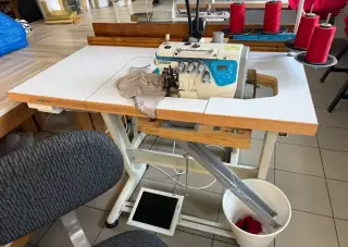 Jack C3 – průmyslový overlock