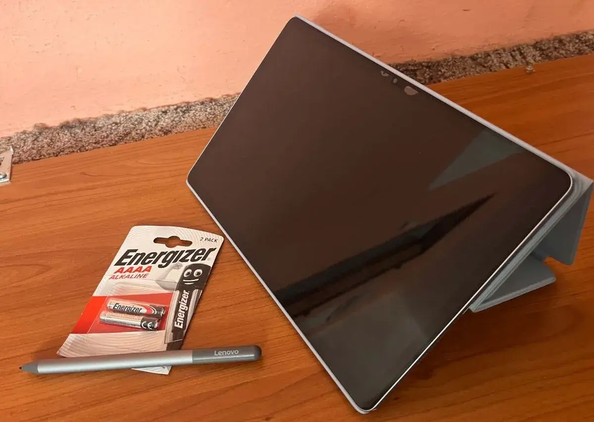 Tablet LENOVO