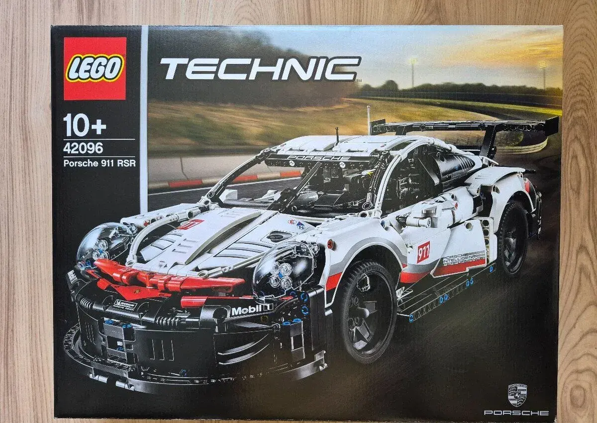 LEGO 42096 Porsche 911 RSR