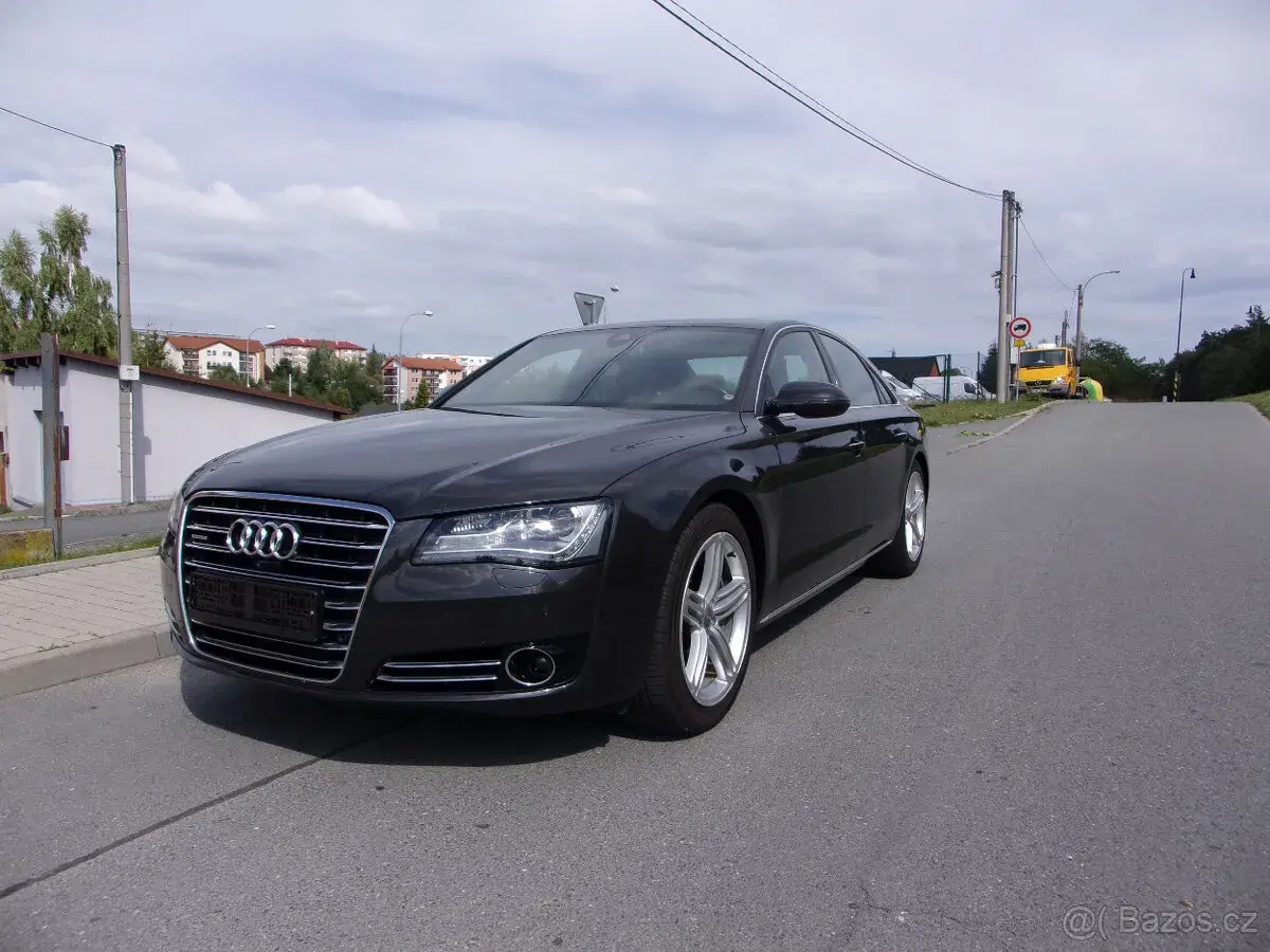 Audi A8 – 2012, 199 000 km