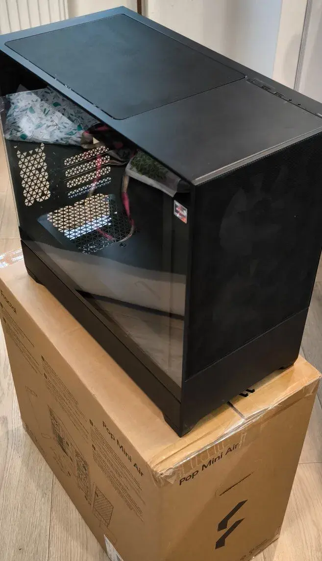 Fractal Design Pop Mini Air RGB Black TG Clear Tint