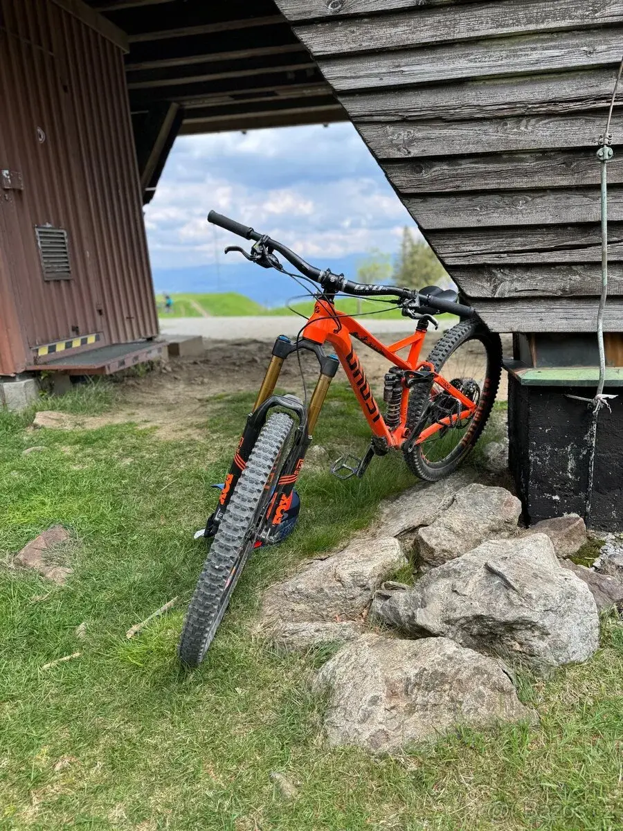 Slušně vybavené kolo Ghost Framr 6.7 27.5” vel.M