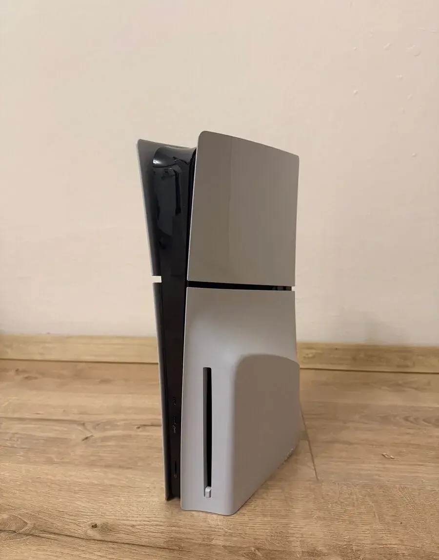 PlayStation 5 slim s mechanikou (V ZÁRUCE)