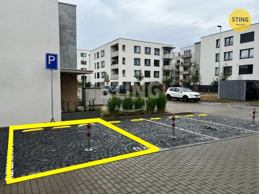 Pronájem parkovacího stání, 136431